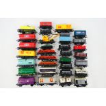 Hornby - Lima - Mainline - Other - An unboxed rake of 31 items of OO/HO gauge freight rolling stock.