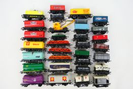 Hornby - Lima - Mainline - Other - An unboxed rake of 31 items of OO/HO gauge freight rolling stock.