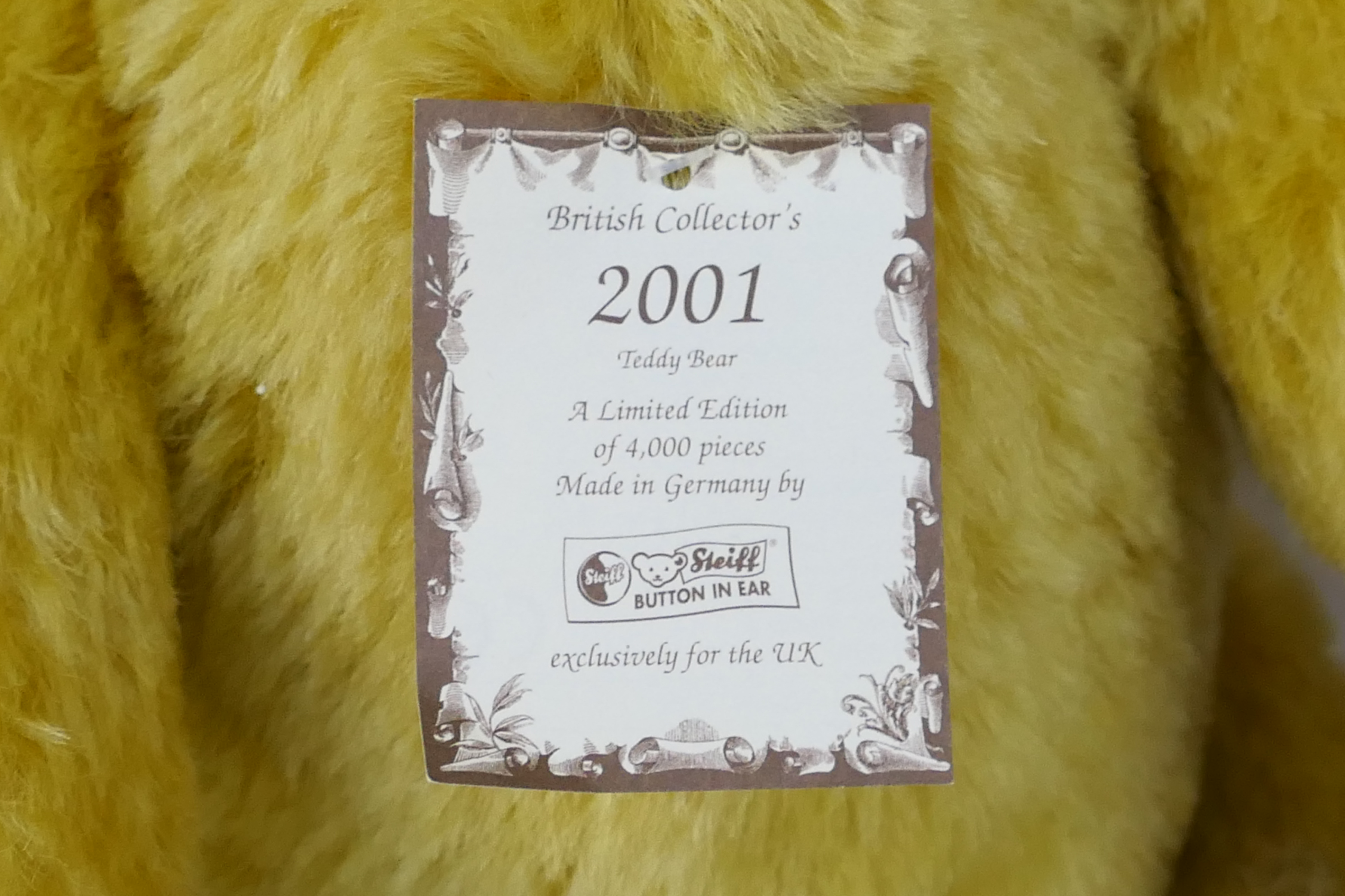 Steiff - A limited edition boxed mohair 'British Collector's Teddy Bear 2001' - The #654992 - Image 4 of 7