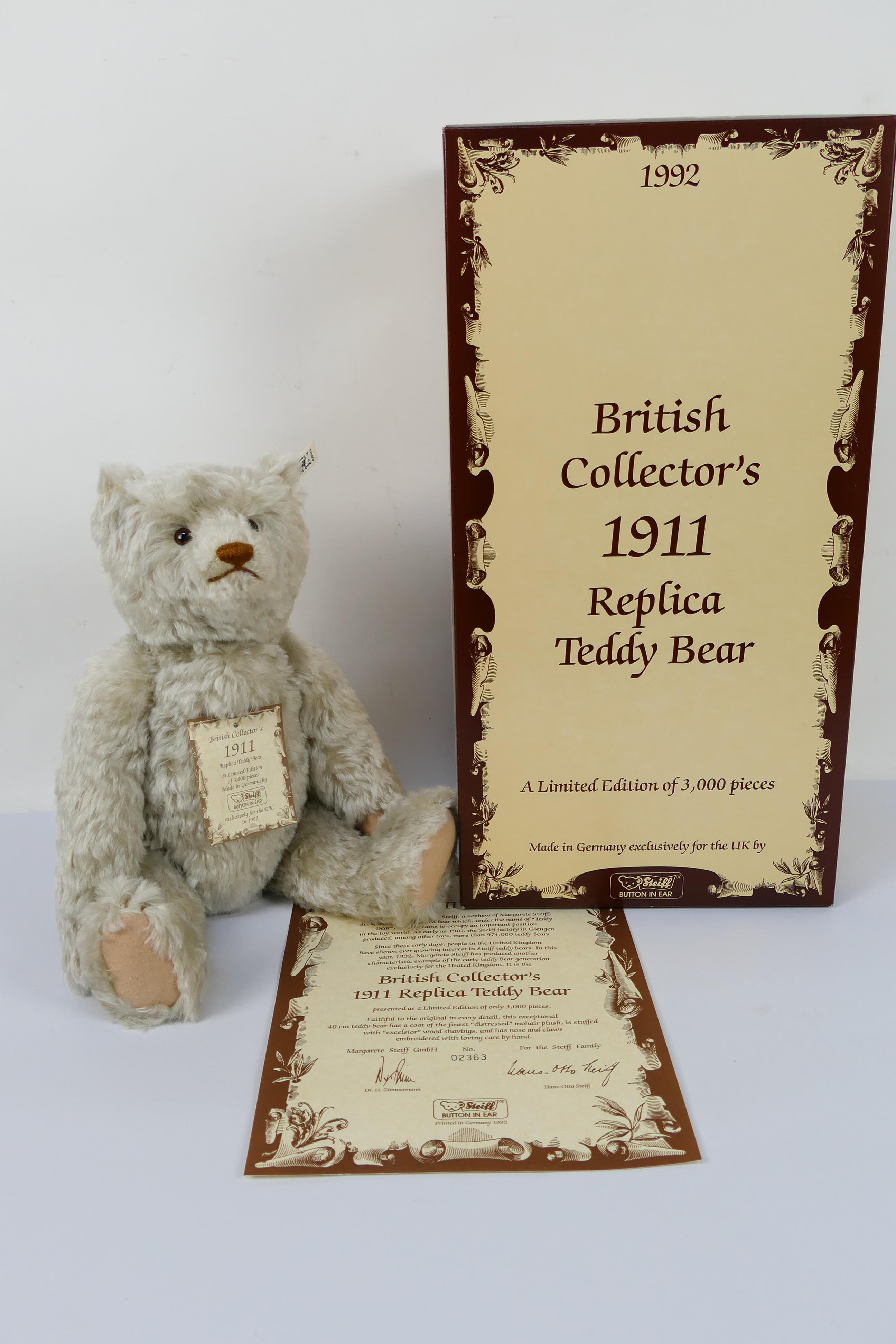 Steiff - A 1992 limited edition boxed mohair Steiff 'British Collector's 1911 Replica Teddy Bear' -