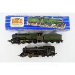 Hornby Dublo - A boxed Bristol Castle 4-6-0 locomotive in BR green # EDLT20 and an unboxed 4-6-2