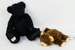 Steiff - Barton Bears - Two unboxed teddy bears.