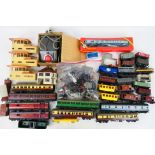 Hornby - Tri-ang - Jouef - A group of OO gauge items including coaches, wagons,