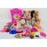 Mattel - Barbie - Other - A collection of Barbie and similar other dolls and some additional