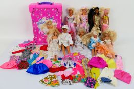 Mattel - Barbie - Other - A collection of Barbie and similar other dolls and some additional