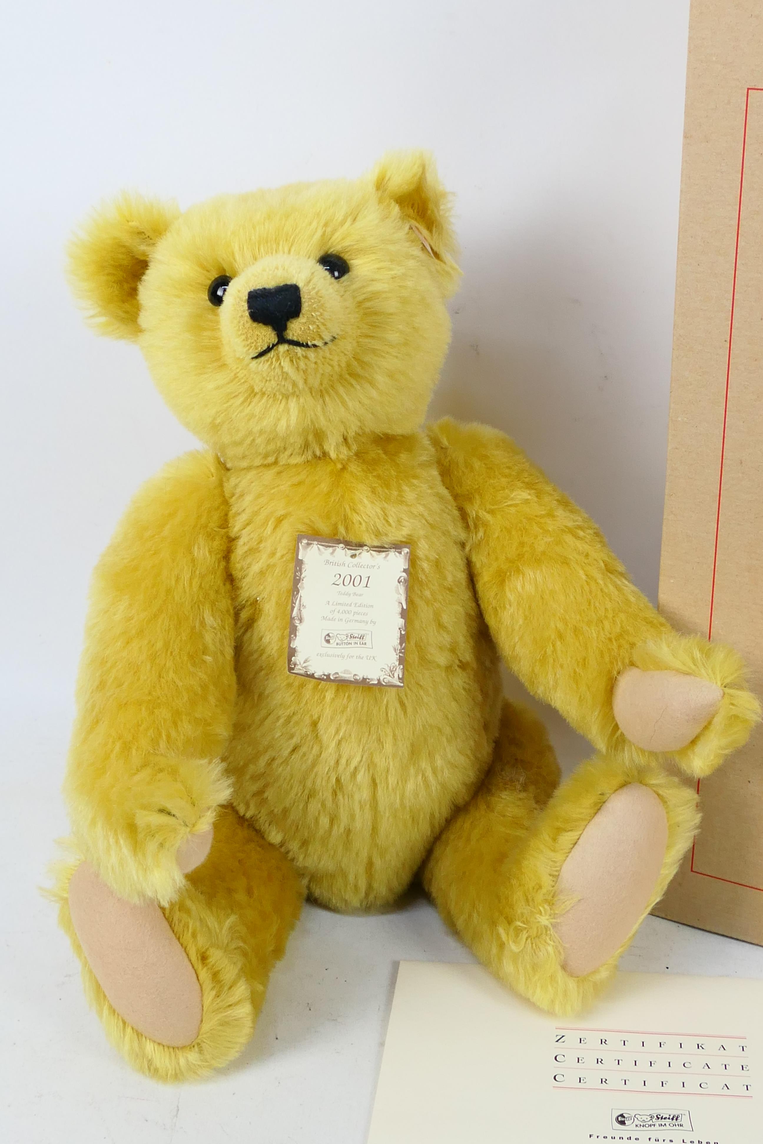 Steiff - A limited edition boxed mohair 'British Collector's Teddy Bear 2001' - The #654992 - Image 2 of 7
