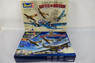 Revell - Two boxed 1:72 scale plastic model aircraft gift sets.