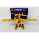 Lego - A boxed vintage 1988 Lego #8862 'Technic' Prop Plane.