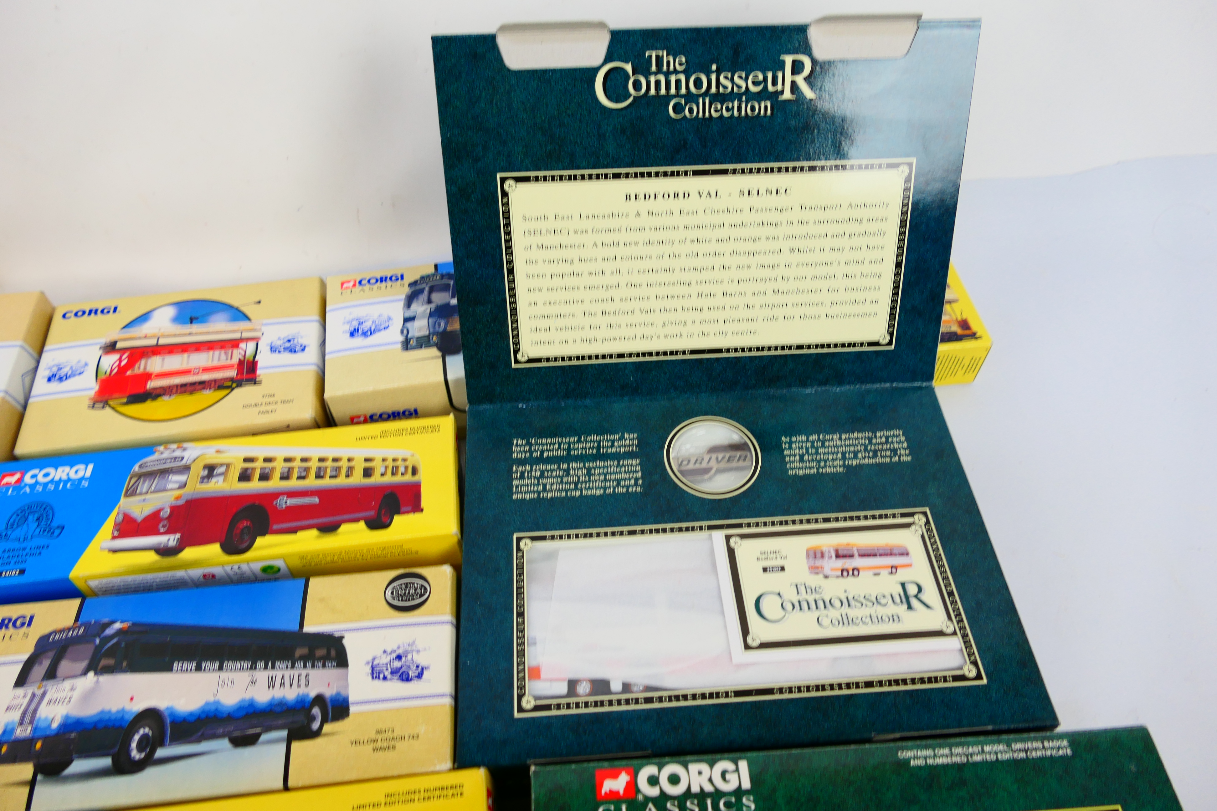 Corgi Classics - 13 boxed diecast model buses and trams from various Corgi ranges, - Image 3 of 4