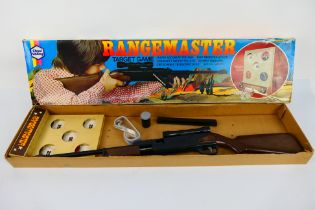 Chad Valley - A boxed vintage Rangemaster target game # 22000.