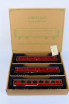 Darstaed - A boxed Darstead O gauge Set C LMS period II passenger coach set.