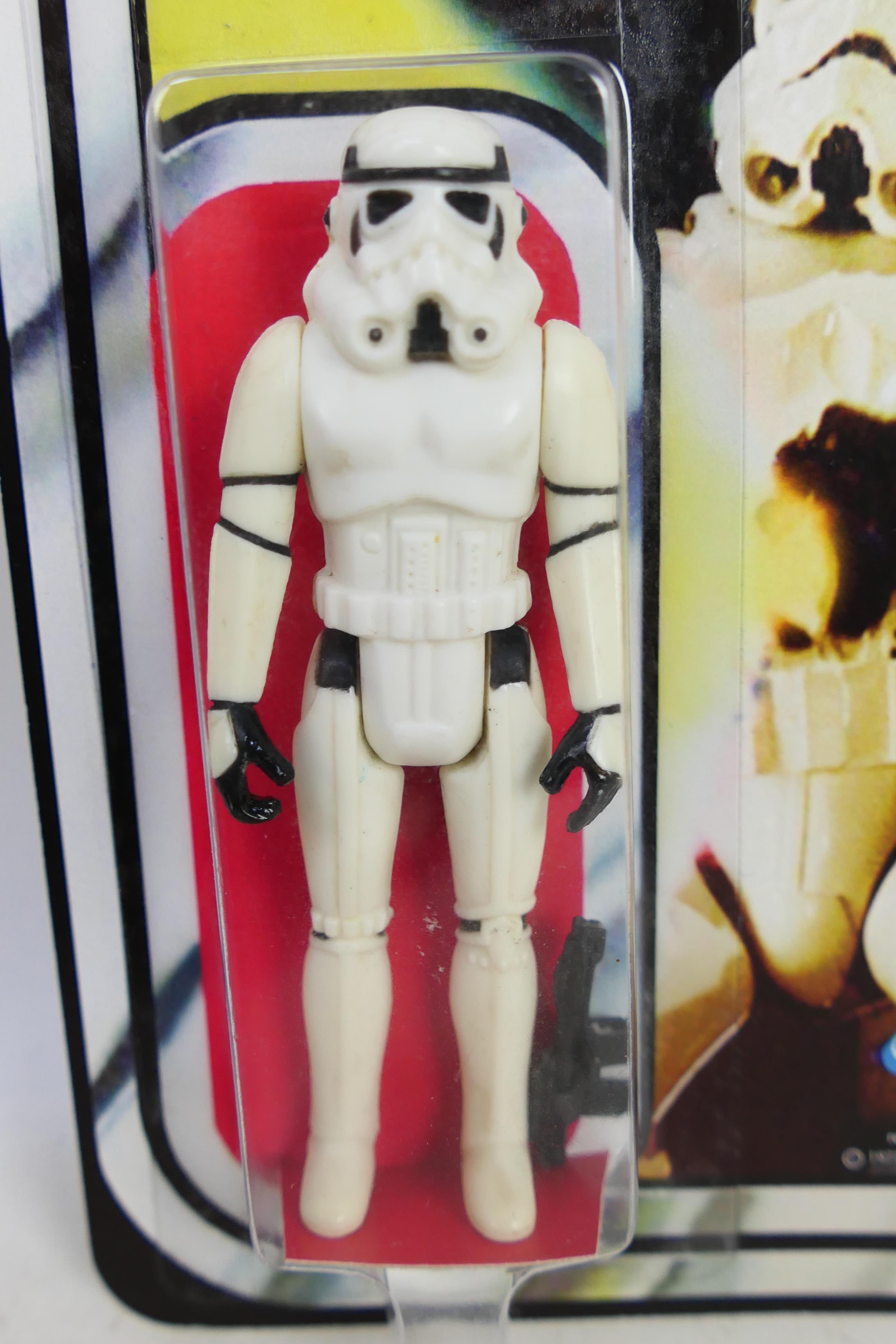 Star Wars - A reproduction MOC Stormtrooper and pistol #38240 (Irregularities seen on clip and - Image 2 of 5