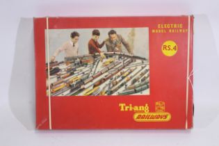 Tri-ang - A boxed Tri-ang RS.4 electric OO gauge train set.