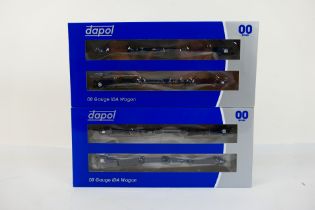 Dapol - 2 x boxed 00 gauge IDA Super Low 45 wagons. # 4F-054-003 and # 4F-054-004.