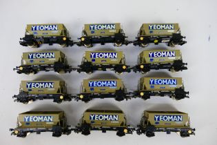 Lima - 12 x unboxed 50T PGA aggregate hopper wagons in Yeoman livery # 305635.