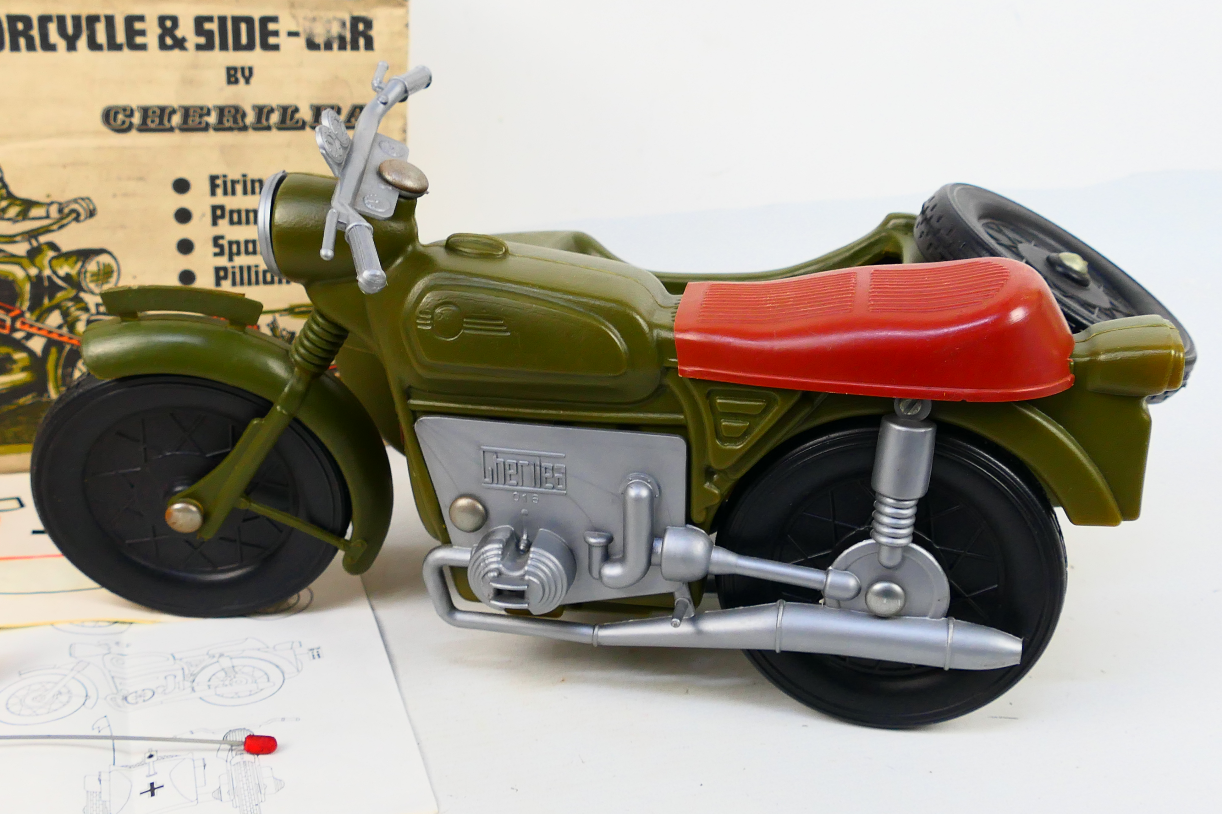 Cherilea Toys - Battle Force. A boxed Cherilea Toys made German Army Motorcycle & Sidecar #2605. - Image 3 of 8