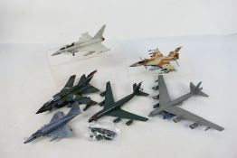 Hobby Master - Corgi Aviation Archive - Other - Six unboxed diecast military aircraft in various