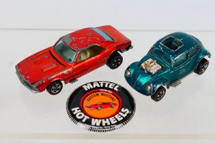 Hot Wheels - Redline. Two loose Redline's and a Mattel Hot Wheels badge.