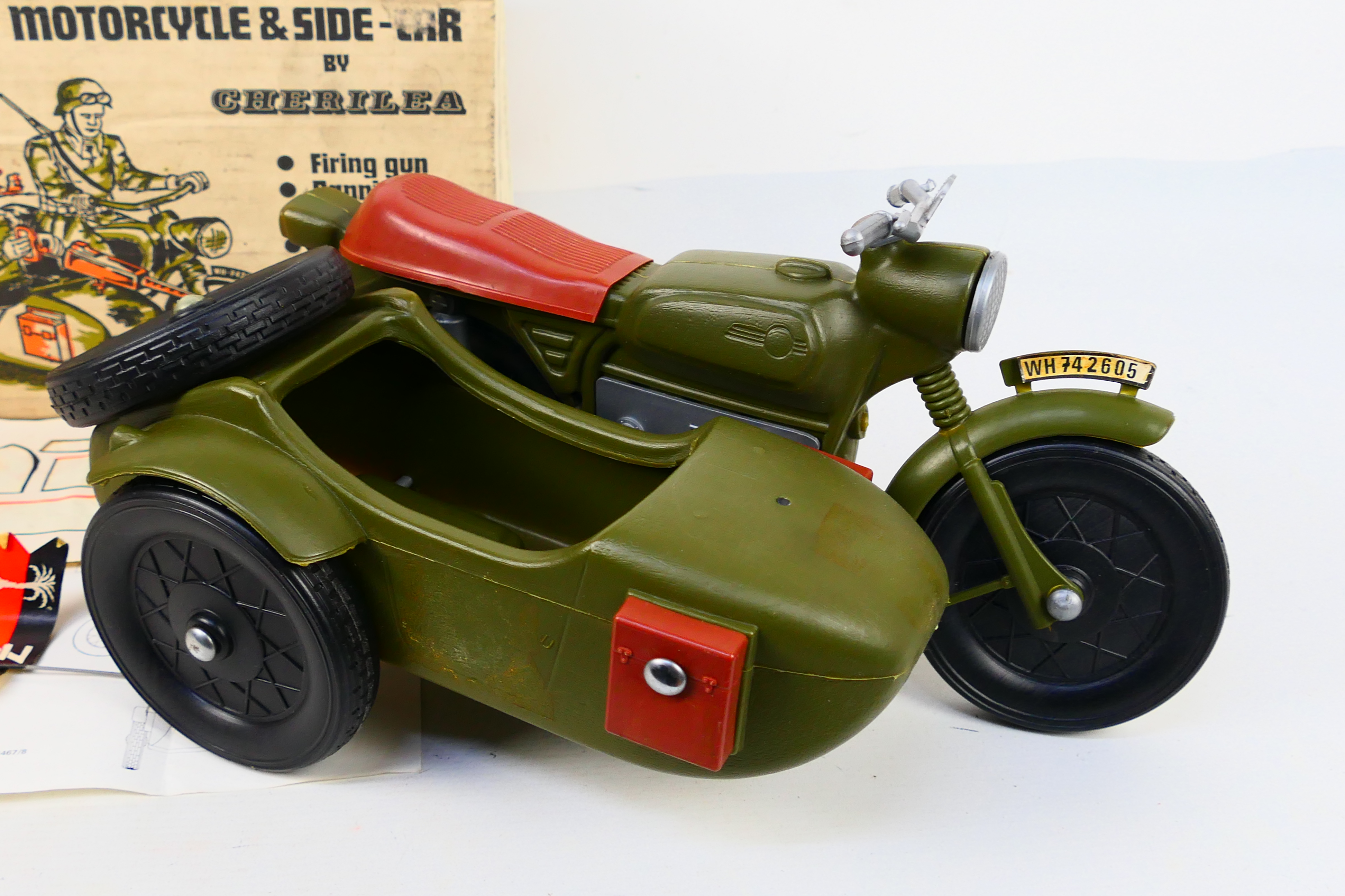 Cherilea Toys - Battle Force. A boxed Cherilea Toys made German Army Motorcycle & Sidecar #2605. - Image 4 of 8