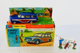 Corgi Toys - A boxed Corgi Toys #440 Ford Consul Cortina Super Estate car.