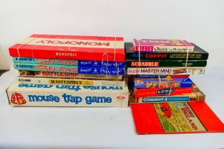 MB Games - Parker - Spears - Invicta - 14 x boxed vintage board games including the classic Mouse