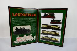 Hornby - A boxed Hornby OO gauge Classic Limited Edition 'Lord of the Isles' GWR set.