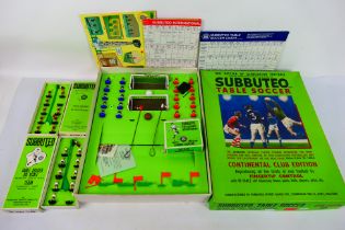 Subbuteo - A boxed 1970s Subbuteo Table Soccer Continental Club Edition set with 2 x additional