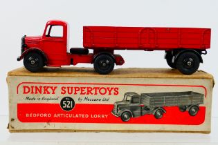 Dinky Toys - A boxed Dinky Toys #521 Bedford Articulated Lorry.