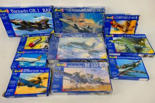 Revell - 10 x boxed aircraft model kits including Boeing 737-200 in 1:200 scale,