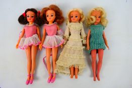 Pedigree - Sindy - Four unboxed Sindy dolls.