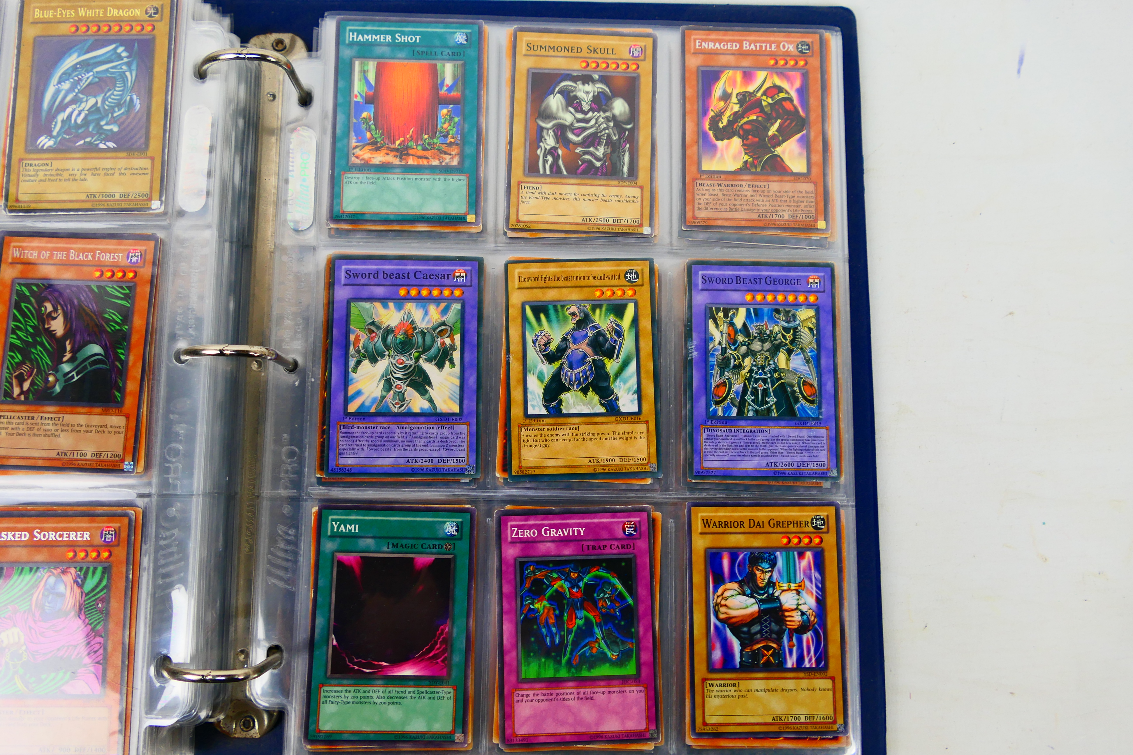 Konami - Yu-Gi-Ho - A large collection of over 600 loose Yu-Gi-Ho trading cards. - Image 9 of 13