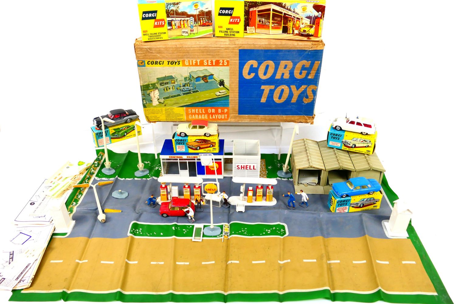 Sale of Vintage Toys and Models