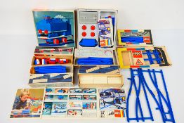 Lego - A group of boxed late 1960s Lego System Train items including the loco # 112,