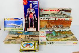 Linberg - Airfix - Skilcraft - Others - A collection of plastic model kits in various scales.