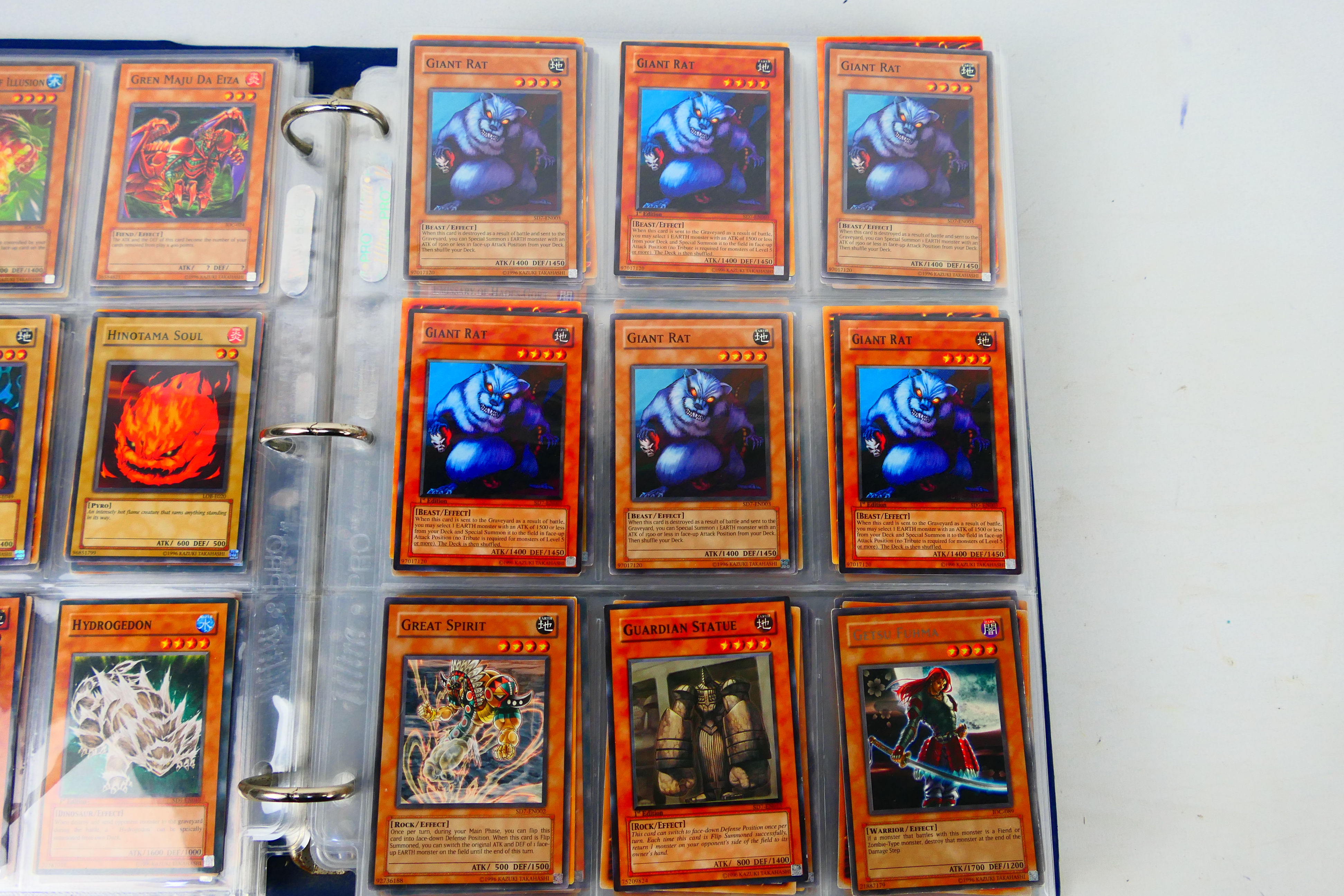 Konami - Yu-Gi-Ho - A large collection of over 600 loose Yu-Gi-Ho trading cards. - Image 6 of 13