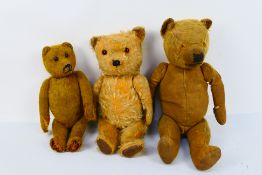 Schuco - 3 x vintage teddy bears including a believed Schuco with turning head,