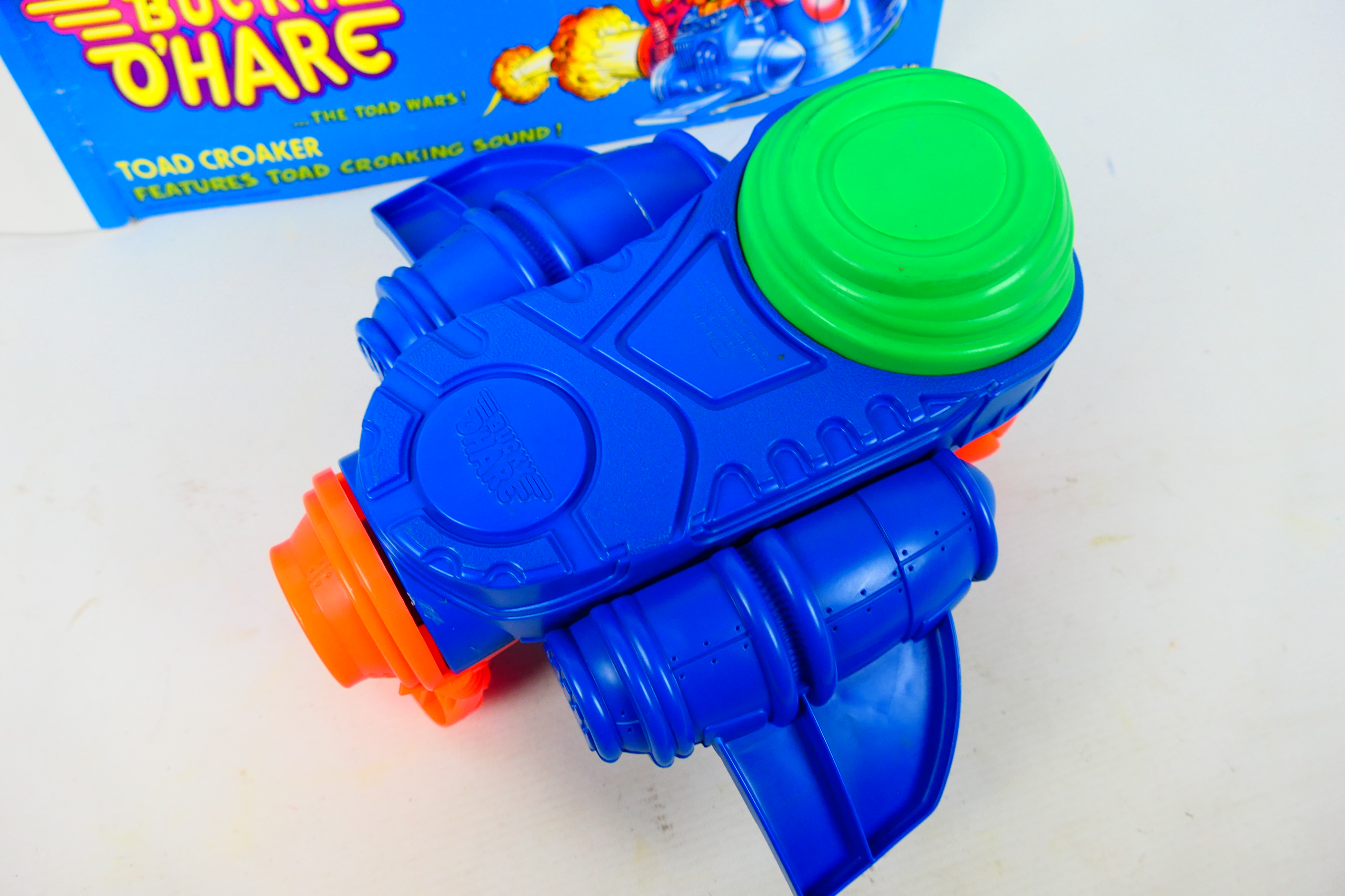 Bucky O'Hare - Hasbro. A boxed Bucky O'Hare 'Toad Croaker' vehicle. - Image 6 of 9