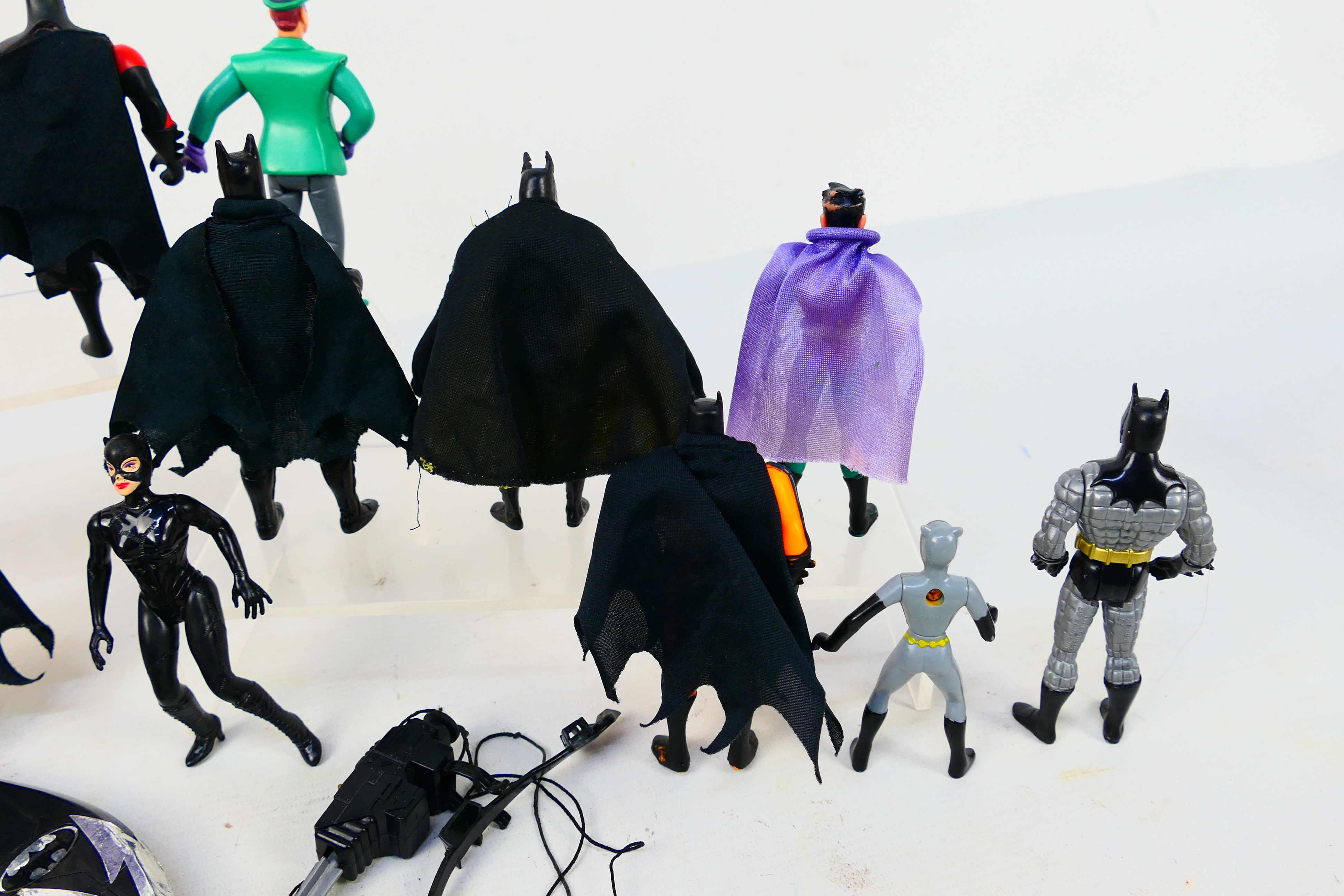 Batman - DC - Kenner. A selection of Fourteen loose Batman DC figures and vehicle. - Image 7 of 9