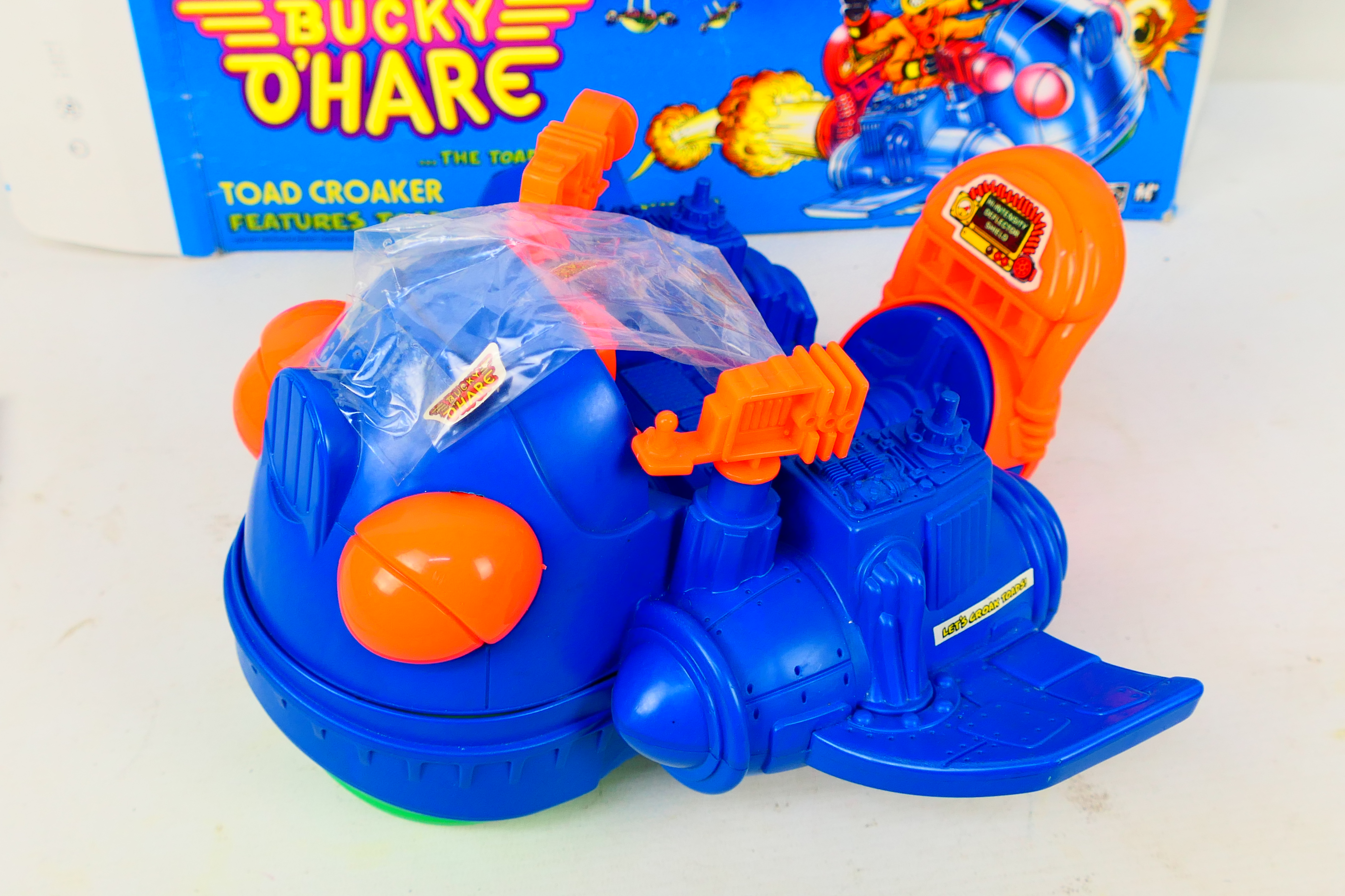Bucky O'Hare - Hasbro. A boxed Bucky O'Hare 'Toad Croaker' vehicle. - Image 2 of 9