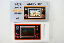 Nintendo - Game and Watch - A boxed vintage 1982 Nintendo Fire Attack game - Comes in inner