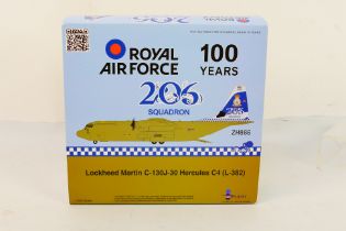 InFlight 200 Models - A boxed Limited Edition InFlight 200 Models IF130CLEVE866 1:200 scale