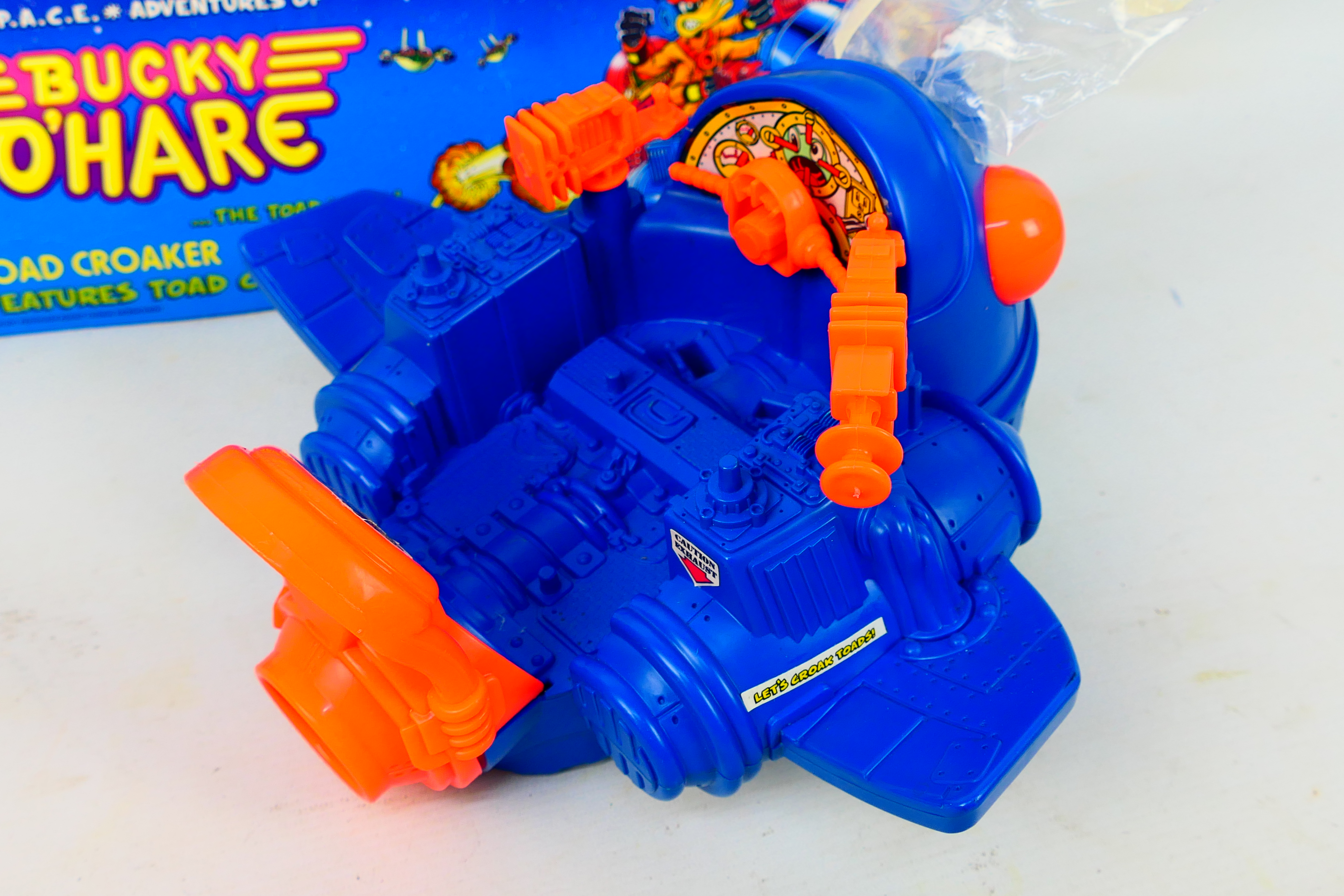 Bucky O'Hare - Hasbro. A boxed Bucky O'Hare 'Toad Croaker' vehicle. - Image 3 of 9