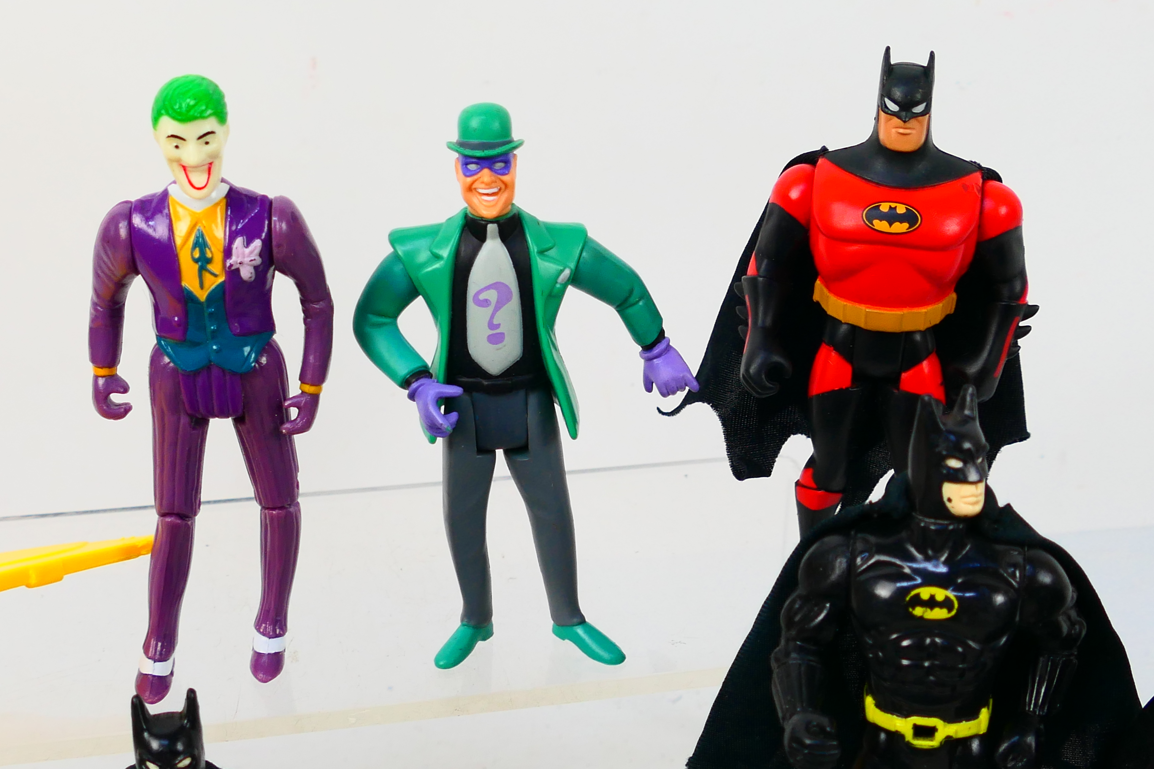 Batman - DC - Kenner. A selection of Fourteen loose Batman DC figures and vehicle. - Image 2 of 9