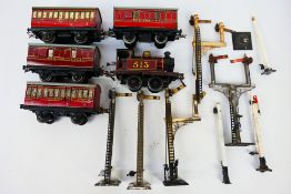 Bing - Hornby - A collection of O gauge items including a Bing 0-4-0 clockwork loco number 513,
