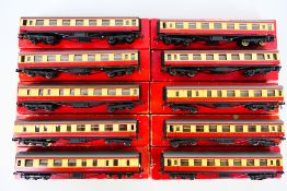 Trix Twin Railway - 10 x boxed coaches, two 1st class # 567, two 3rd class brake # # 577,