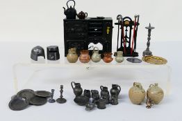 Dolls House miniature accessories - a selection of 1:12 scale accessories to include a kitchen