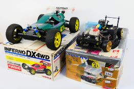 Kyosho - Other - Two nitro RC cars / chassis.