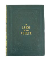 AARDE EN HAAR VOLKEN, De. (Jg. 1-73). Haarl., (1865)-1937. 73 vols