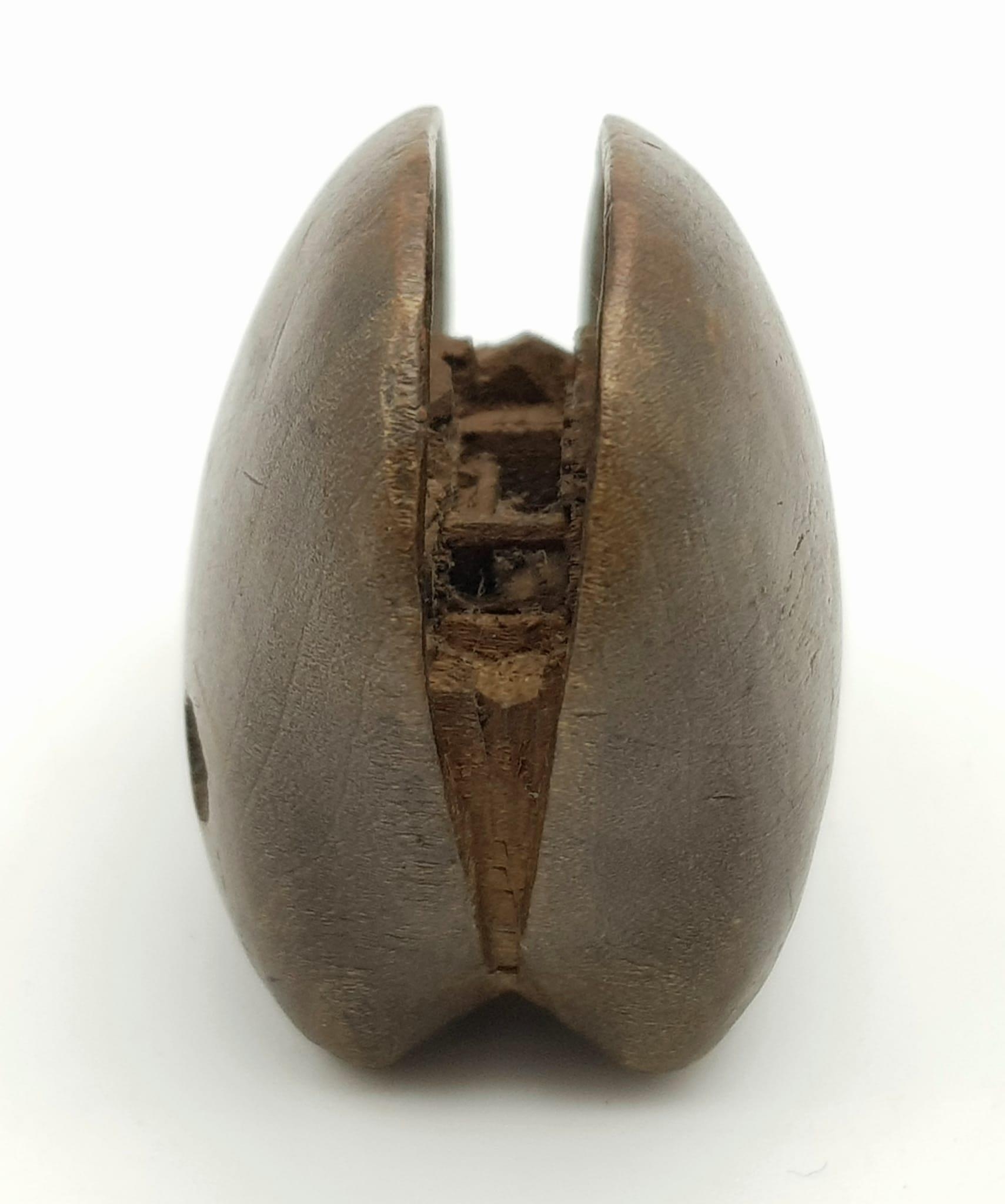 Antique Meiji (1868-1912) Period, Wood Netsuke carving of a small house, set within a clam shell. - Image 5 of 6