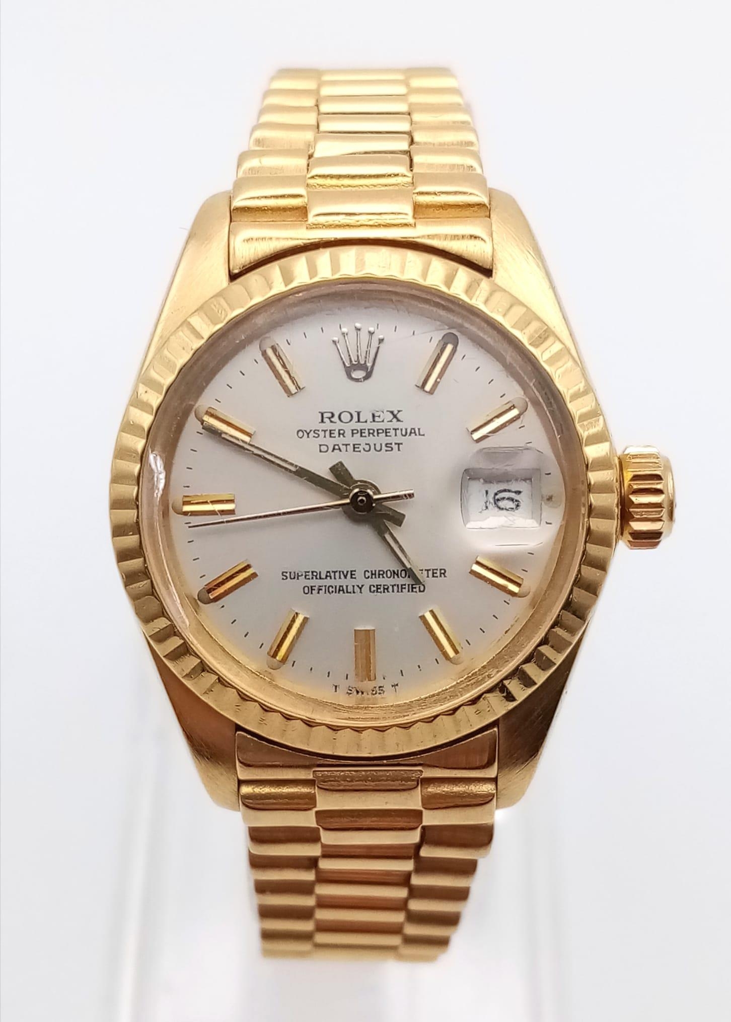 A Gold Rolex Oyster Perpetual Datejust Ladies Watch. Gold bracelet and case - 26mm. Automatic - Image 2 of 9